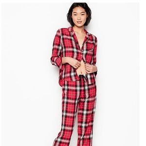 Victoria’s Secret pj set
